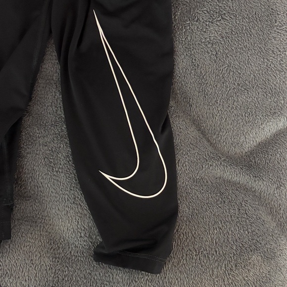 Nike Black Performance Long Sleeve Top - Picture 3 of 5